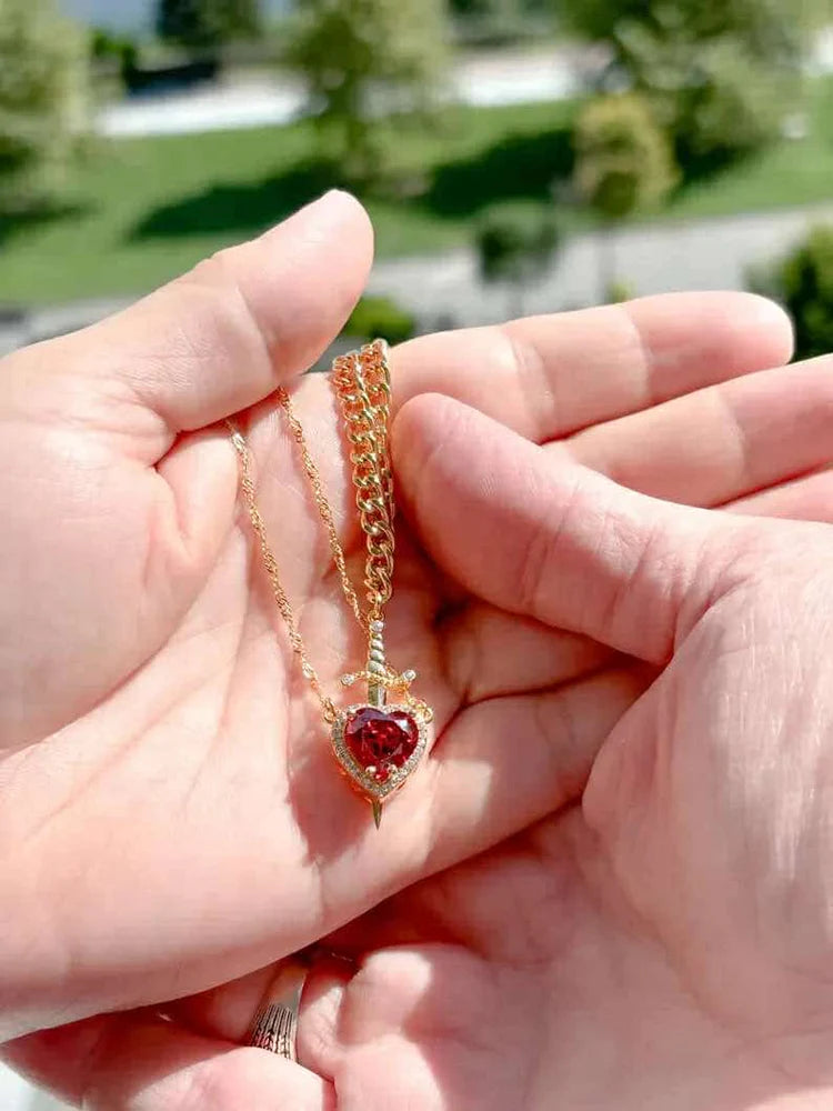 Collane di amore e amicizia : cuore e spada
