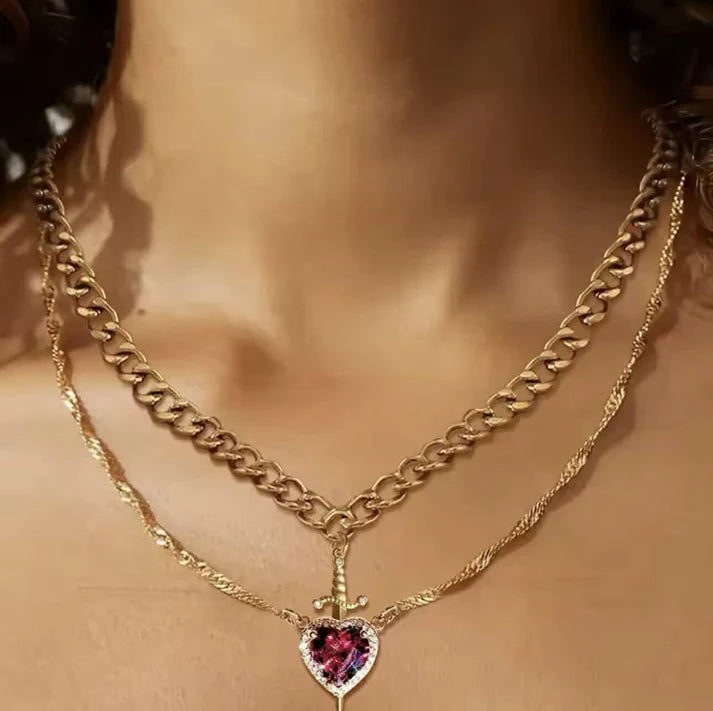 Collane di amore e amicizia : cuore e spada